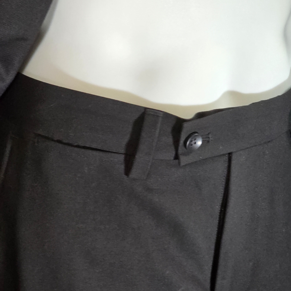 Timeless Vesace Suit with Notched Lapels - Picture 13 of 16